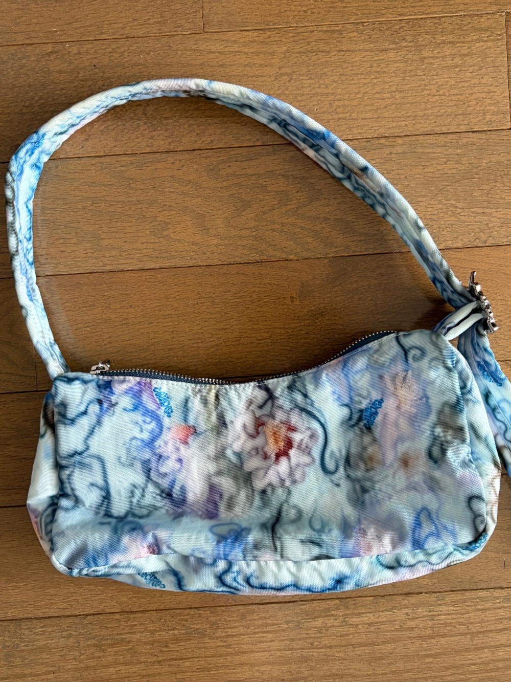 BAGGU x Collina Strada Shoulder Bag - Picture 2 of 5
